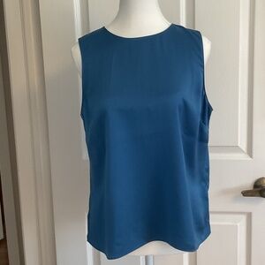 🇨🇦🇨🇦Contemporaine par Simons Turquoise Shell with Keyhole back - size S